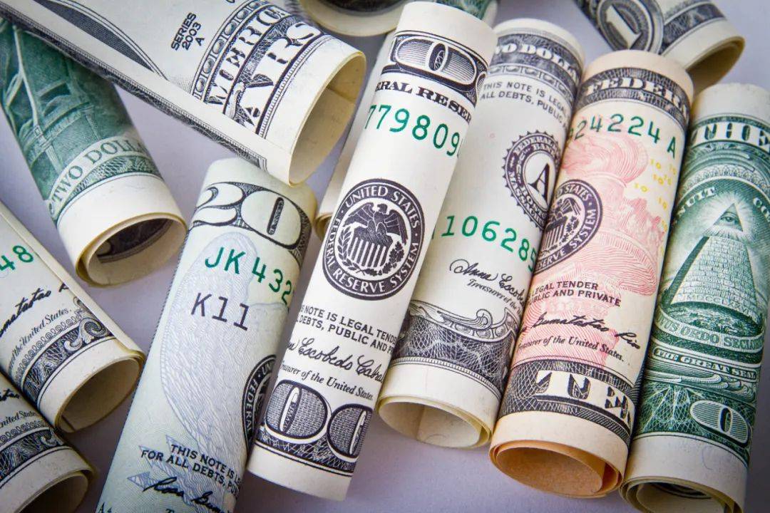 第一公民银行接近达成收购硅谷银行交易，据悉正深入谈判