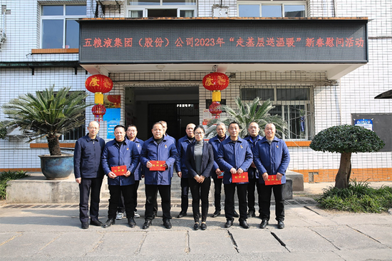 新春走基层｜春节国内文旅消费旺，“新马泰”成出境游热门目的地，入境游订单大幅增长