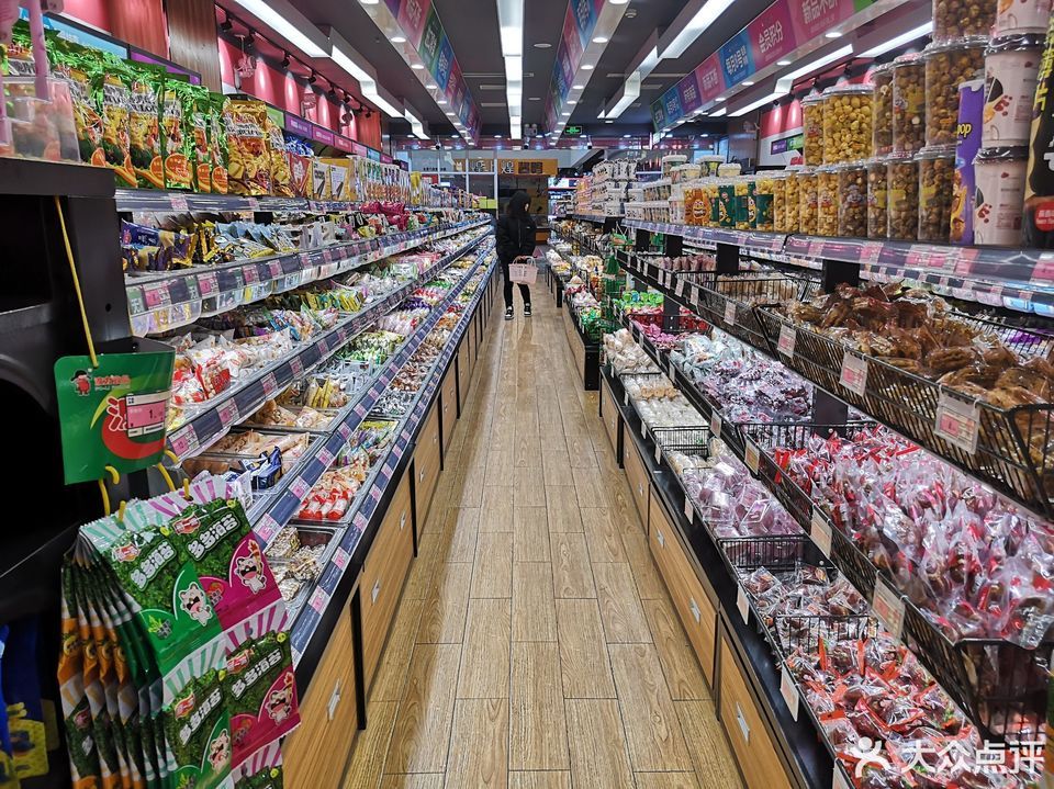入局零食量贩两年达7000家店 万辰集团扣非净利润依然为负