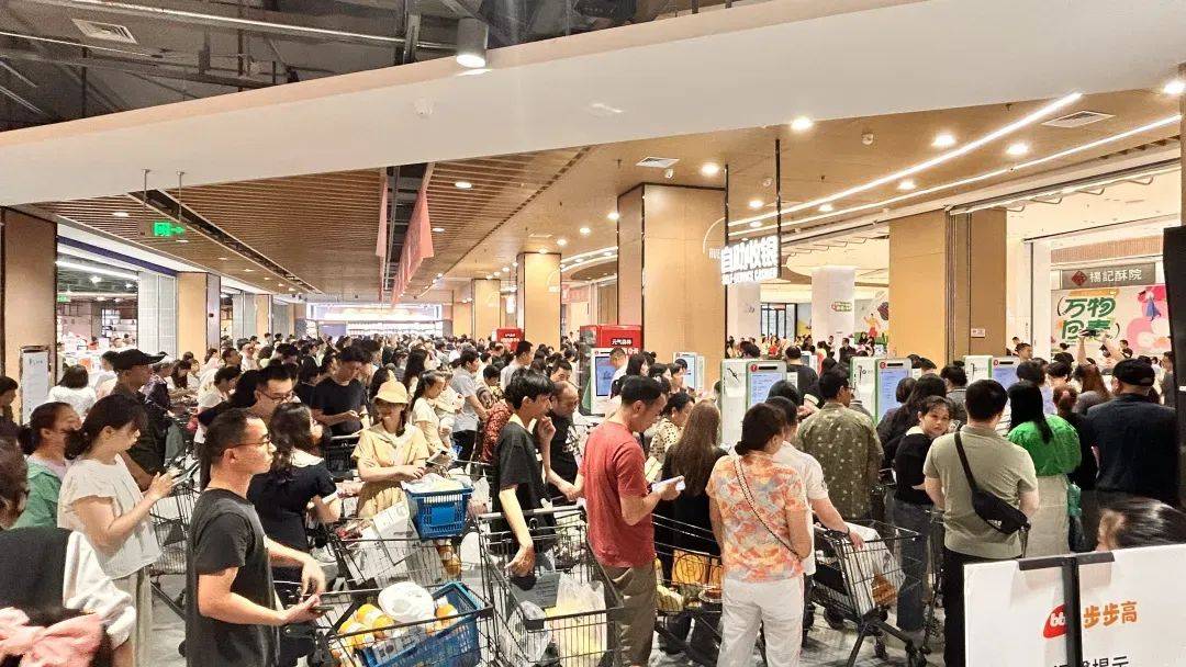 北京第三家！实探永辉超市鸿坤广场店“学习胖东来”调改“成绩单”