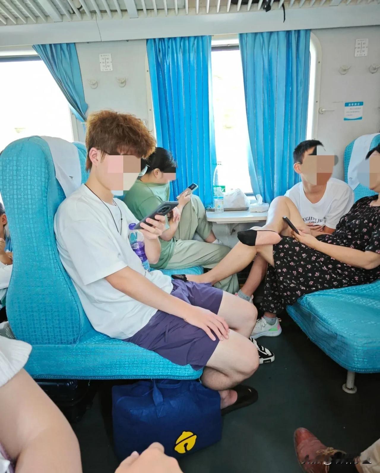 高铁站拒纳轮椅车头，为何中国轮友仍离不开它