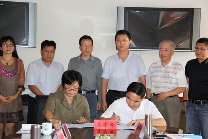 阿曼签署实施电动自行车送餐试点项目谅解备忘录