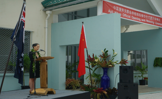 刘晓峰参赞赴苏克雷市、波托西市开展工作