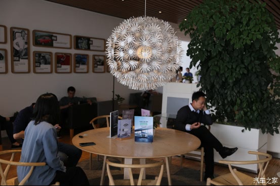 星巴克入华25年首降价，更多调整在路上