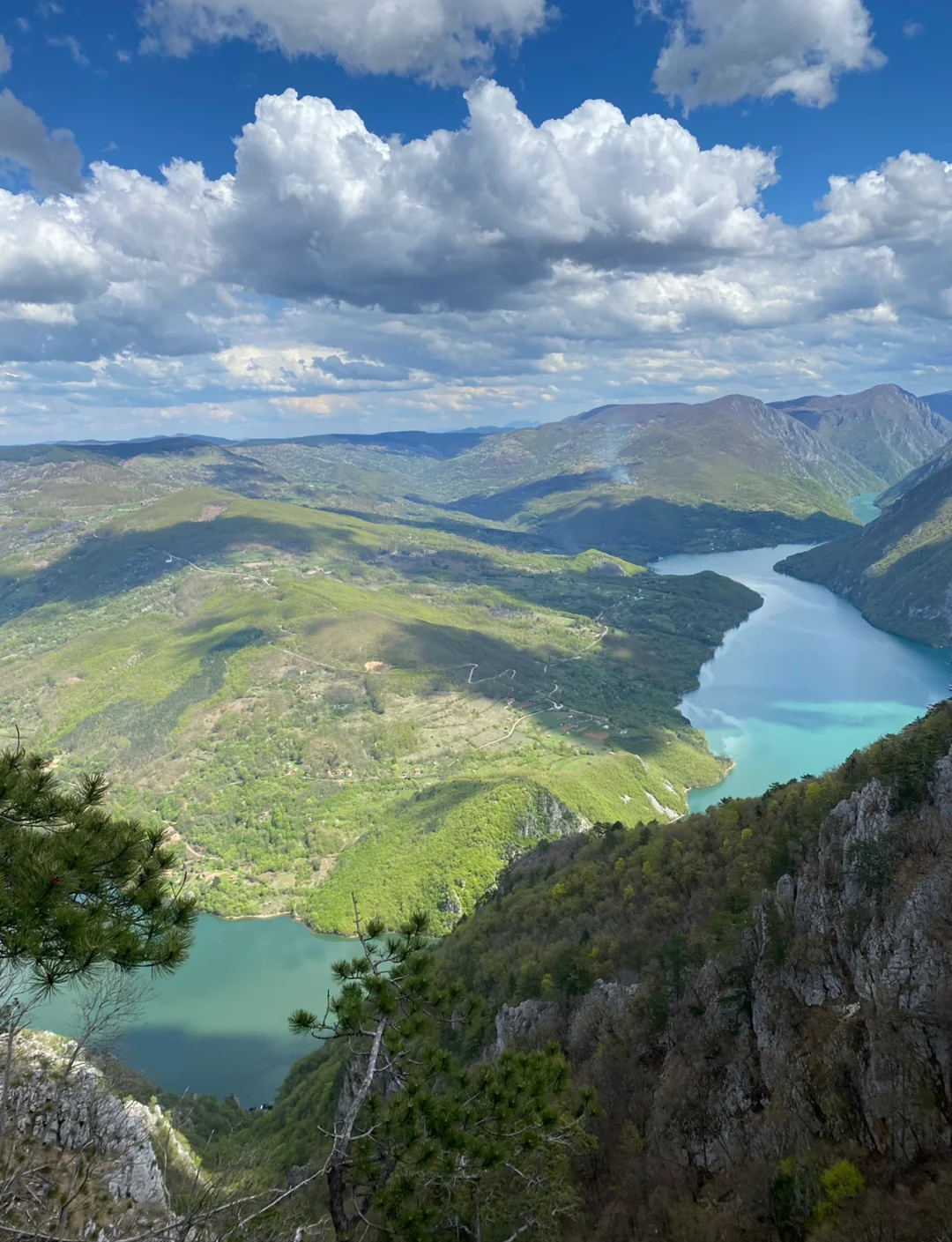 波黑机场客流量增加38.7%