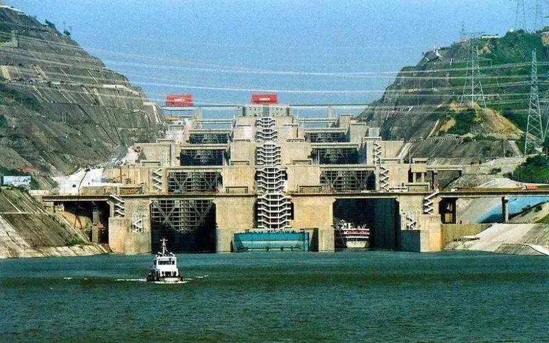 三峡旅游等投资成立机动车检测管理公司