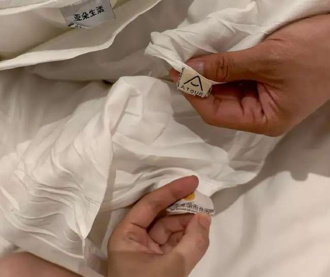 主业疲软的亚朵：靠卖“枕头”撑起三成营收，门店快速扩张难掩“卫生丑闻”频发尴尬