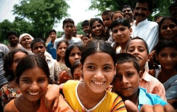 杨广元公参实地考察联合国儿童基金会巴基斯坦在线教育项目