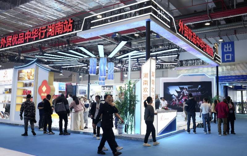 袁海霞 ：出口韧性犹存 关税博弈下需多策并举稳外贸