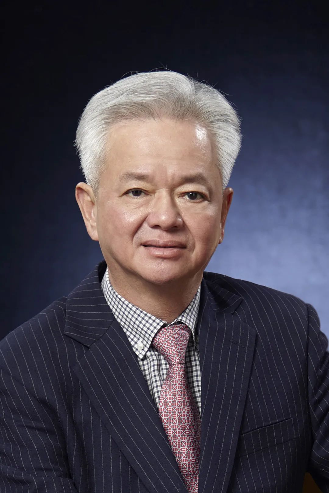 华人健康成立新公司 含金银制品销售业务