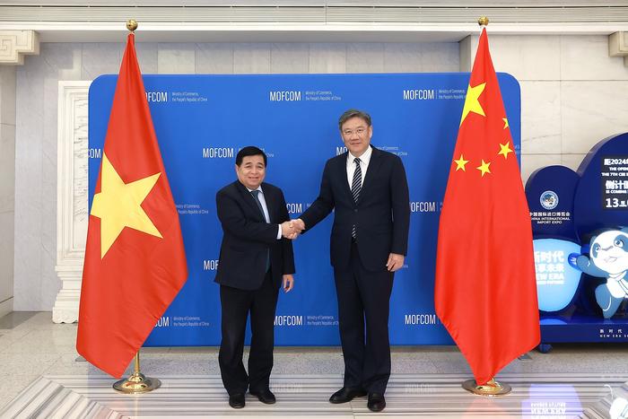 商务部部长王文涛在中澳经贸合作论坛上发表视频致辞