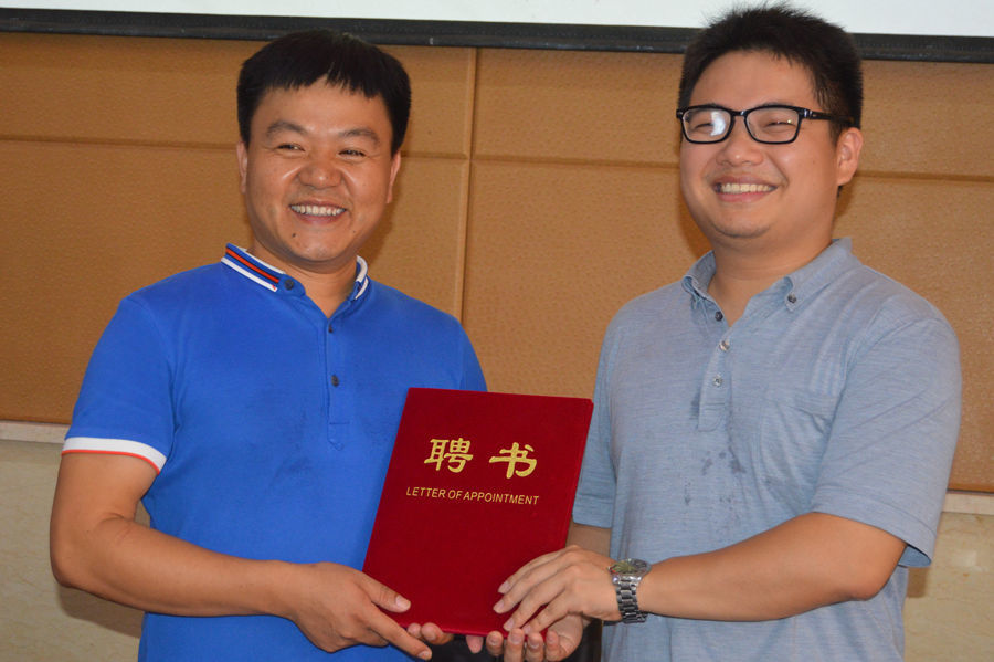 王长江参赞会见黑山Gold M公司总经理米兰?波波维奇