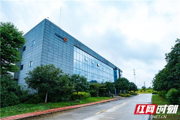 安塞乐米塔尔利比里亚公司二期扩建项目铁矿石精选厂落成