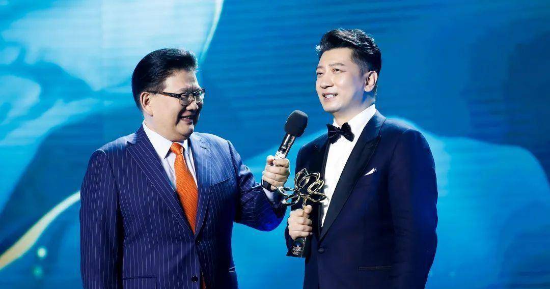 文徵明：从“笨小孩”到江南“顶流”｜历史人物