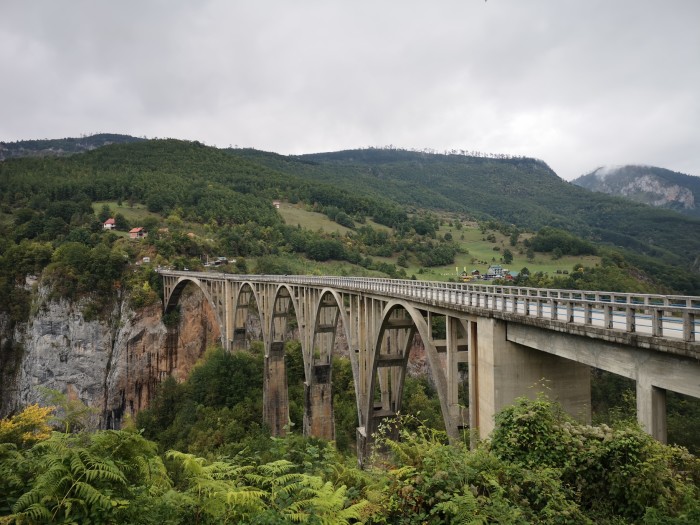 波黑联邦2025年4月游客数同比增长12.2%