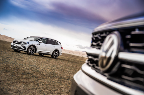 中信证券：深耕大众、探索高端 国货崛起正当时