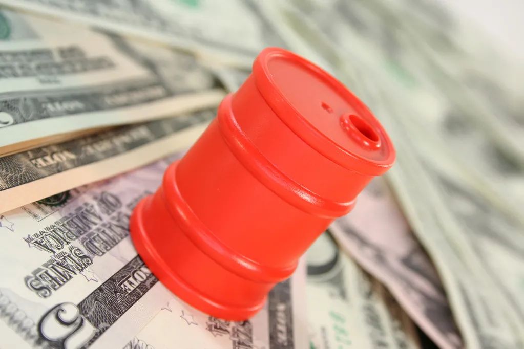 原油LOF连发溢价“警报” 油价冲高后风险隐现