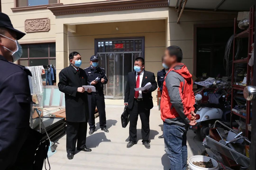 成守正：管理权交接时刻，企一代不放心