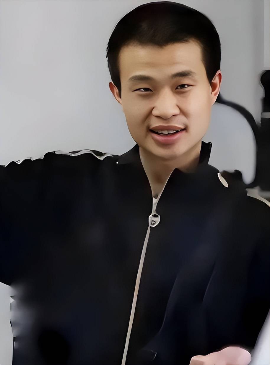 韦东奕就餐遭围堵跟拍，官方出手整治！