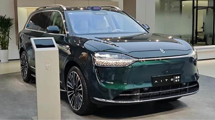 赛力斯引入50亿战略投资，问界剑指三年内百万辆