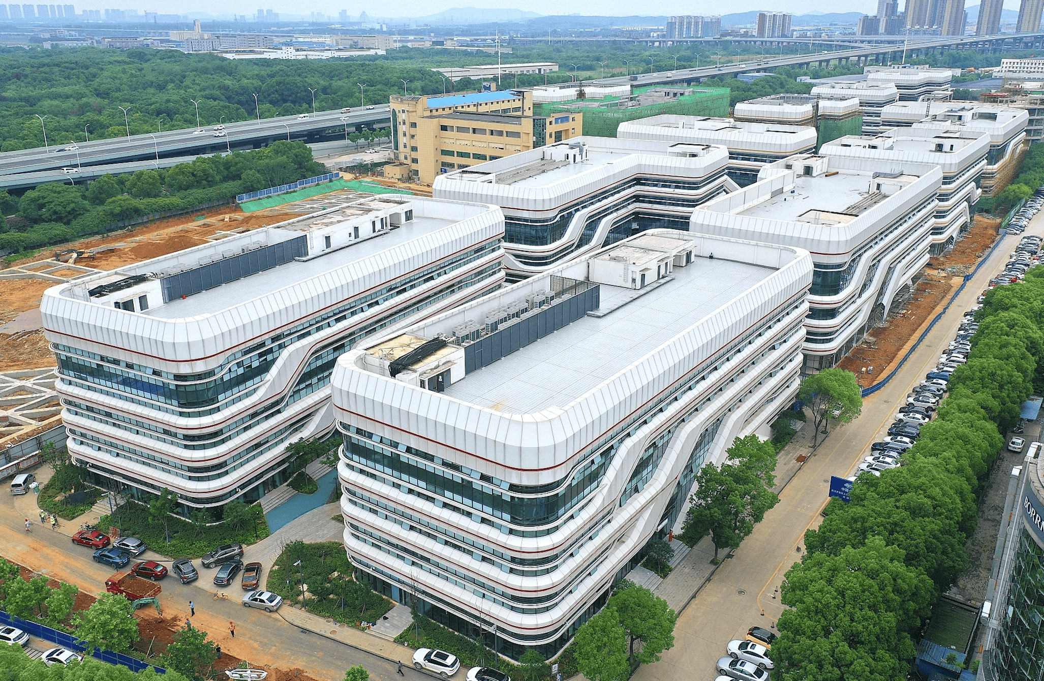 财政部：5月全国发行新增专项债券4432亿元