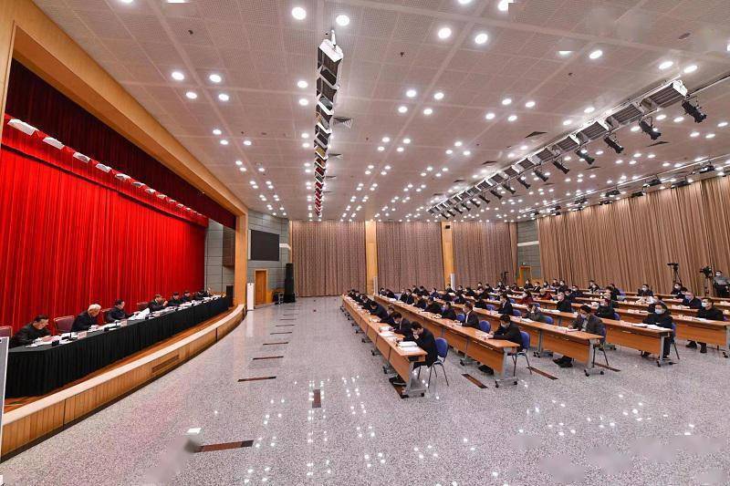 何立峰出席第六届跨国公司领导人青岛峰会开幕式指出 中国是跨国公司理想安全有为的投资目的地