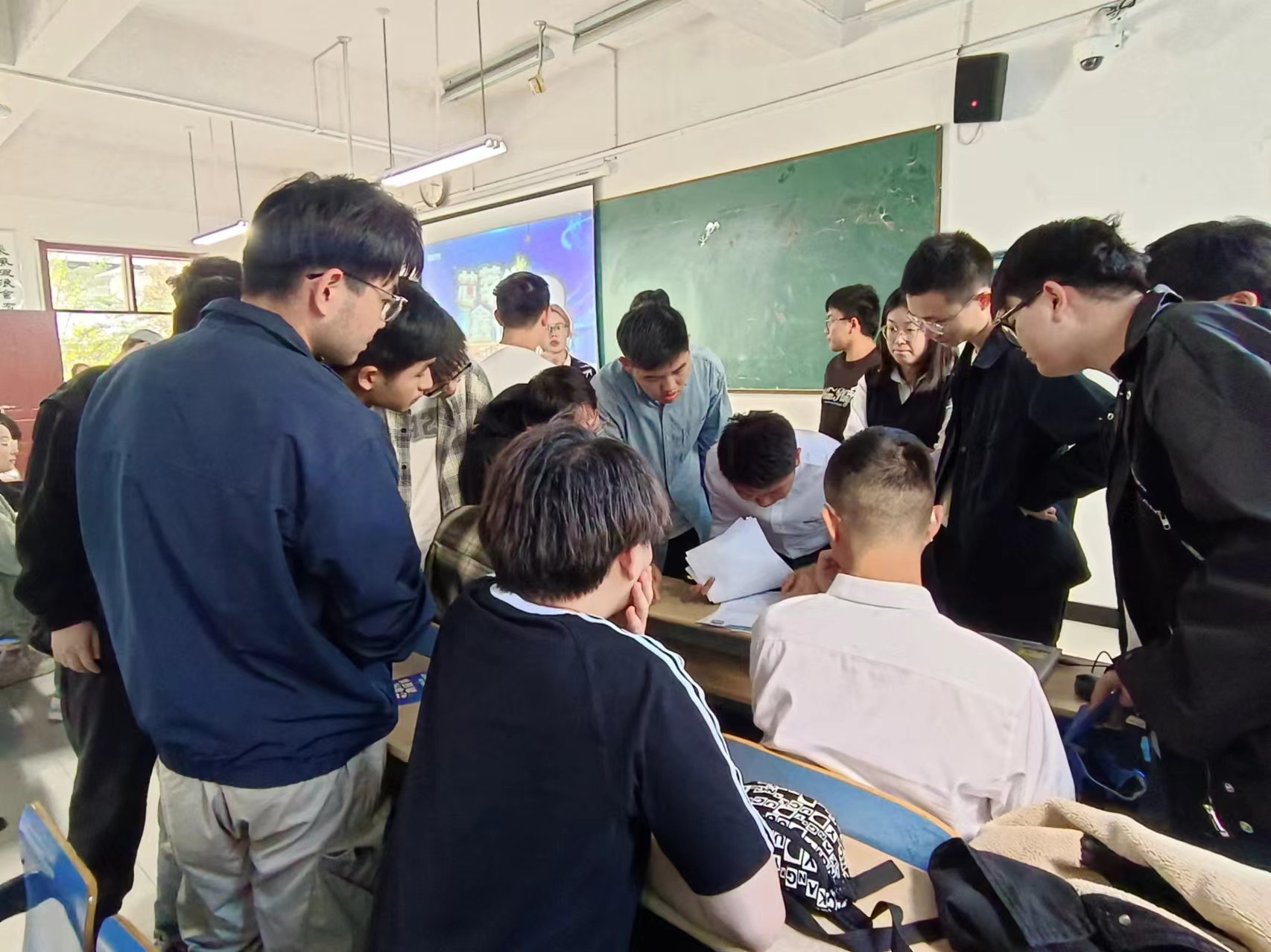 正帆科技：对长鑫存储有早期投资
