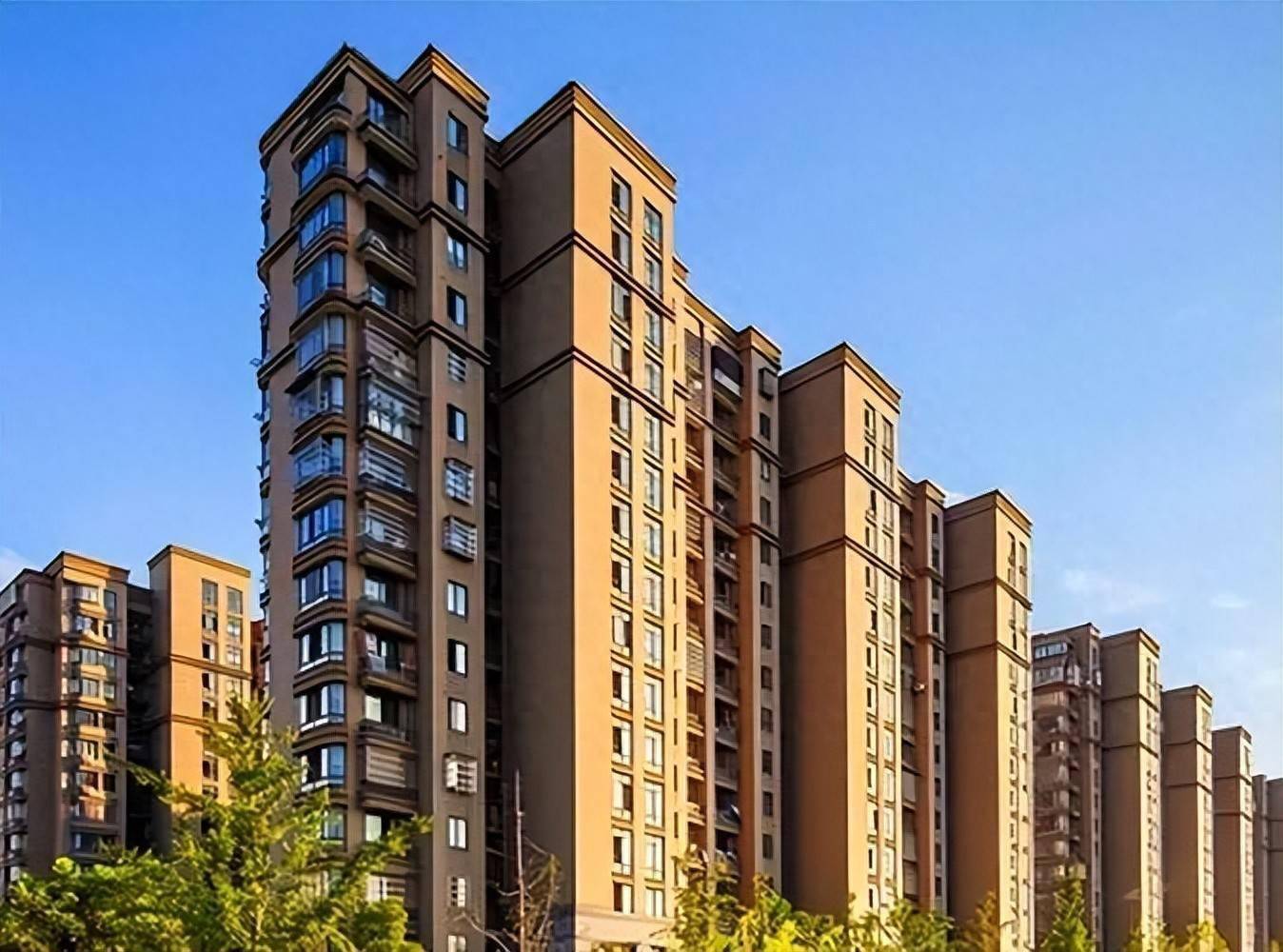 杭州发布2025年度住房公积金调整工作通知 缴存基数上限为40694元