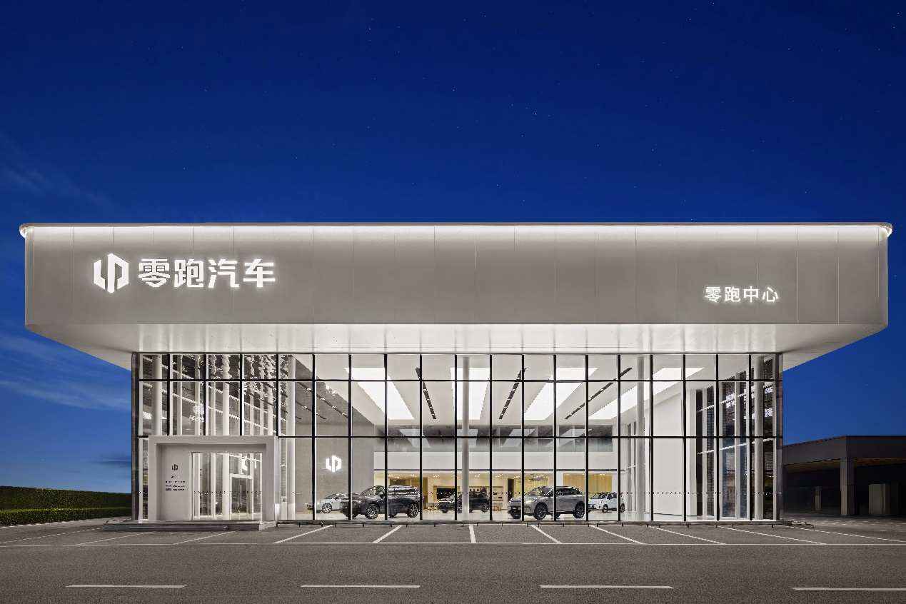 零跑C10连续七周蝉联新势力中型SUV销冠