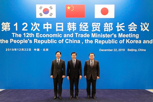 王鹏参赞出席援塞渔码头项目施工准备三方会议