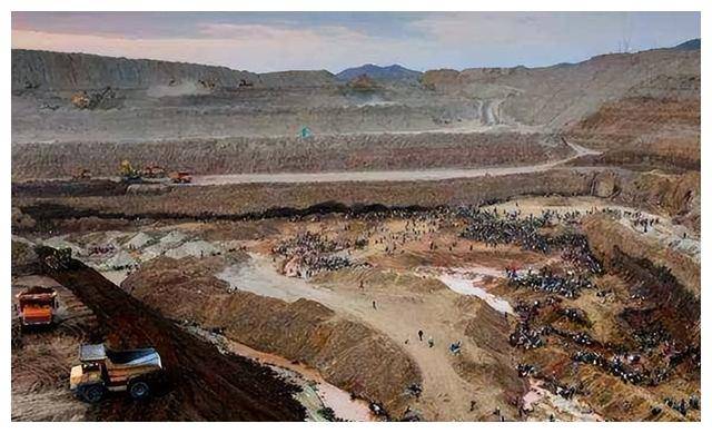 蒙古央行2025年上半年购买黄金量下降