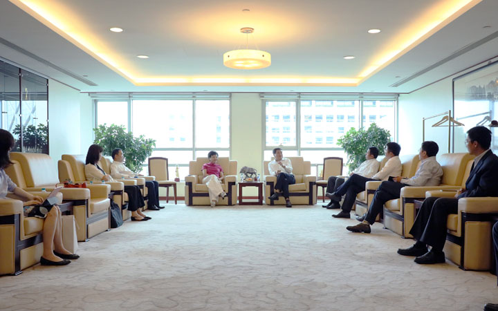 民生银行：副行长石杰因到龄退休离任