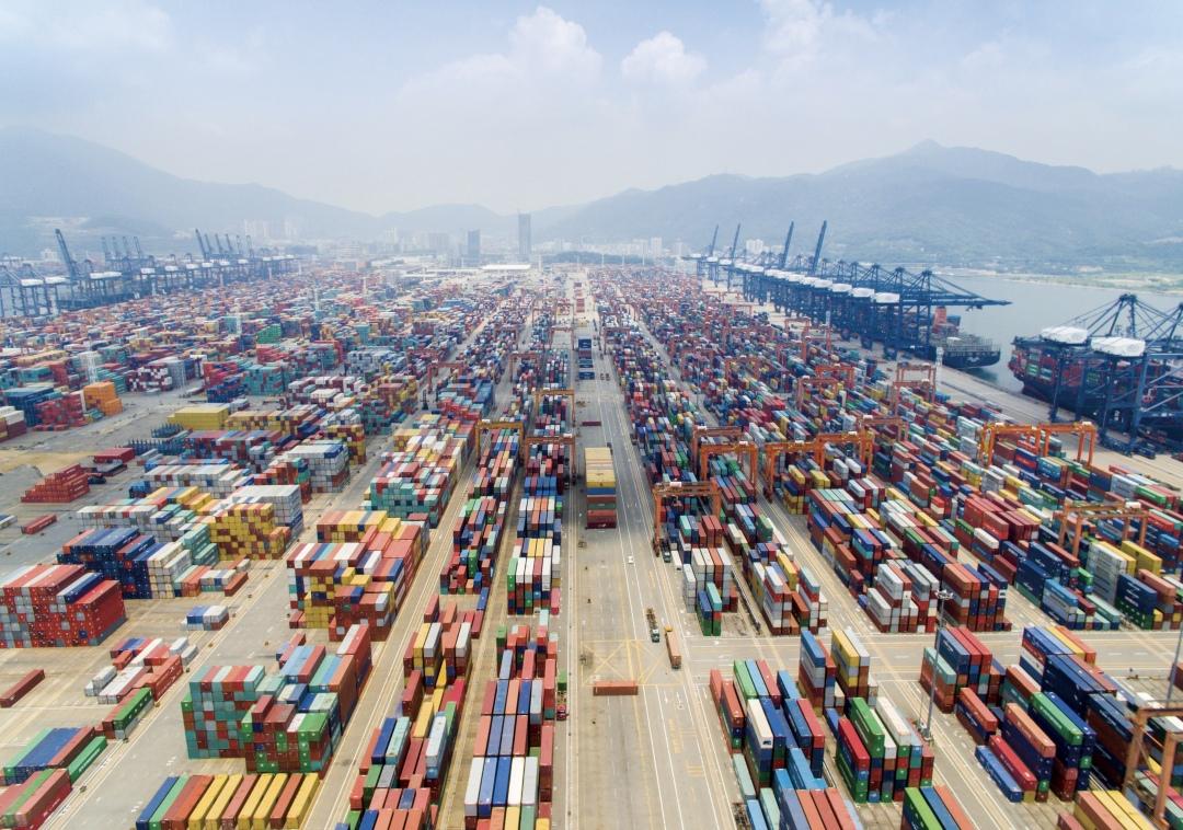 过去五年跨里海国际运输走廊货运量增长5倍