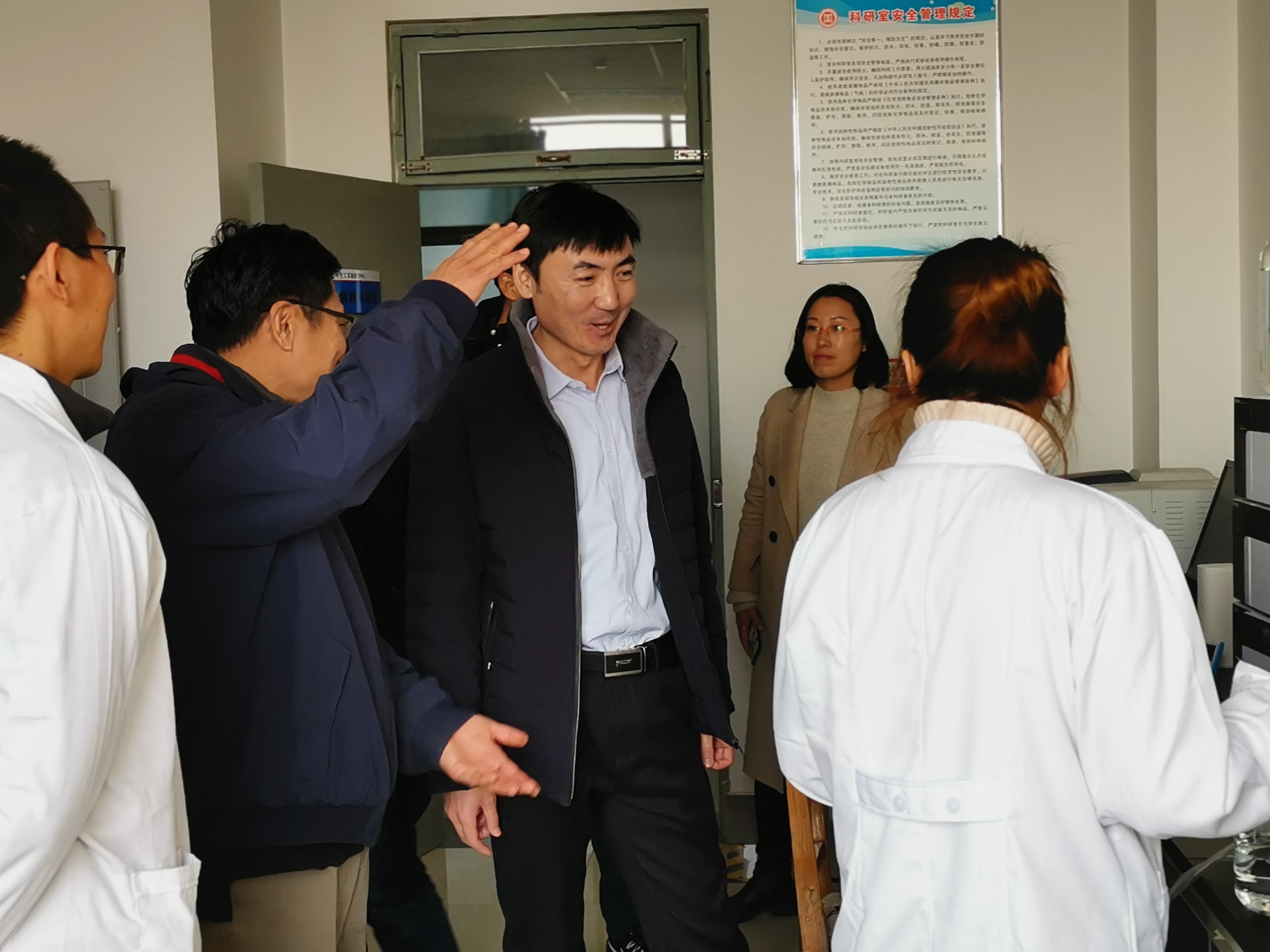 唐中东大使赴罗索市调研中资企业重点工程承包项目