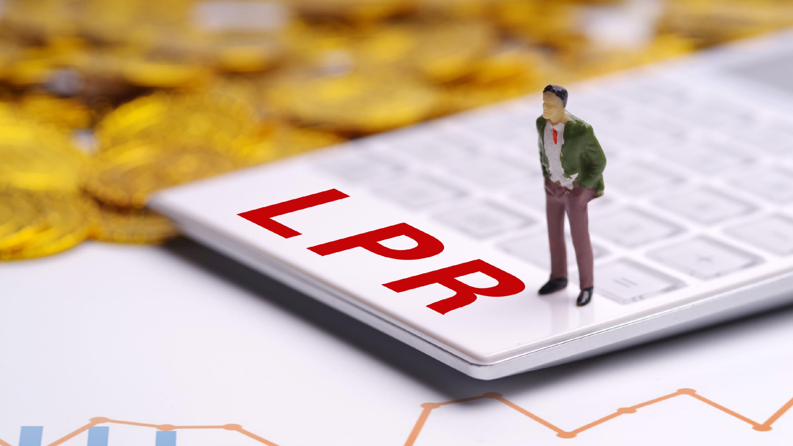 今日看点｜国新办举行新闻发布会，介绍个人消费贷款贴息政策和服务业经营主体贷款贴息政策有关情况