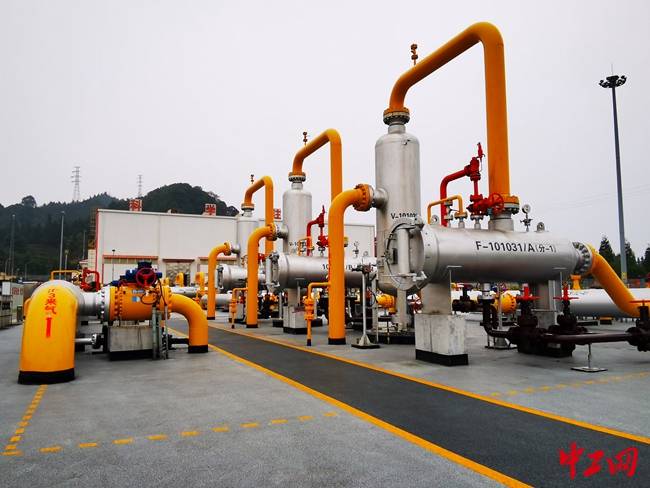 夏储冬保 我国中西部最大战略调峰储气库正式投运
