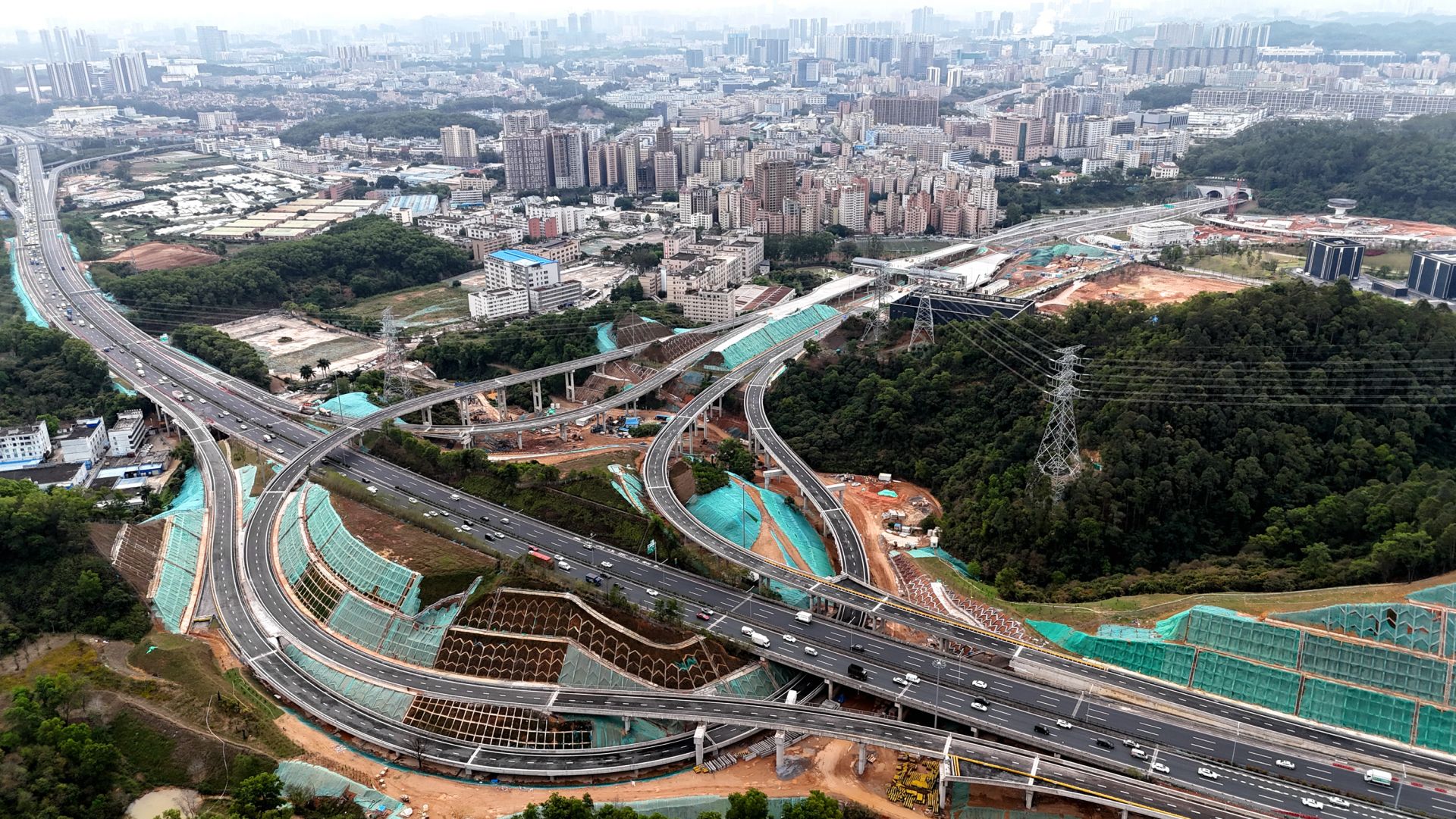 多条跨城轨交迎来新进展 深圳都市圈加速融合