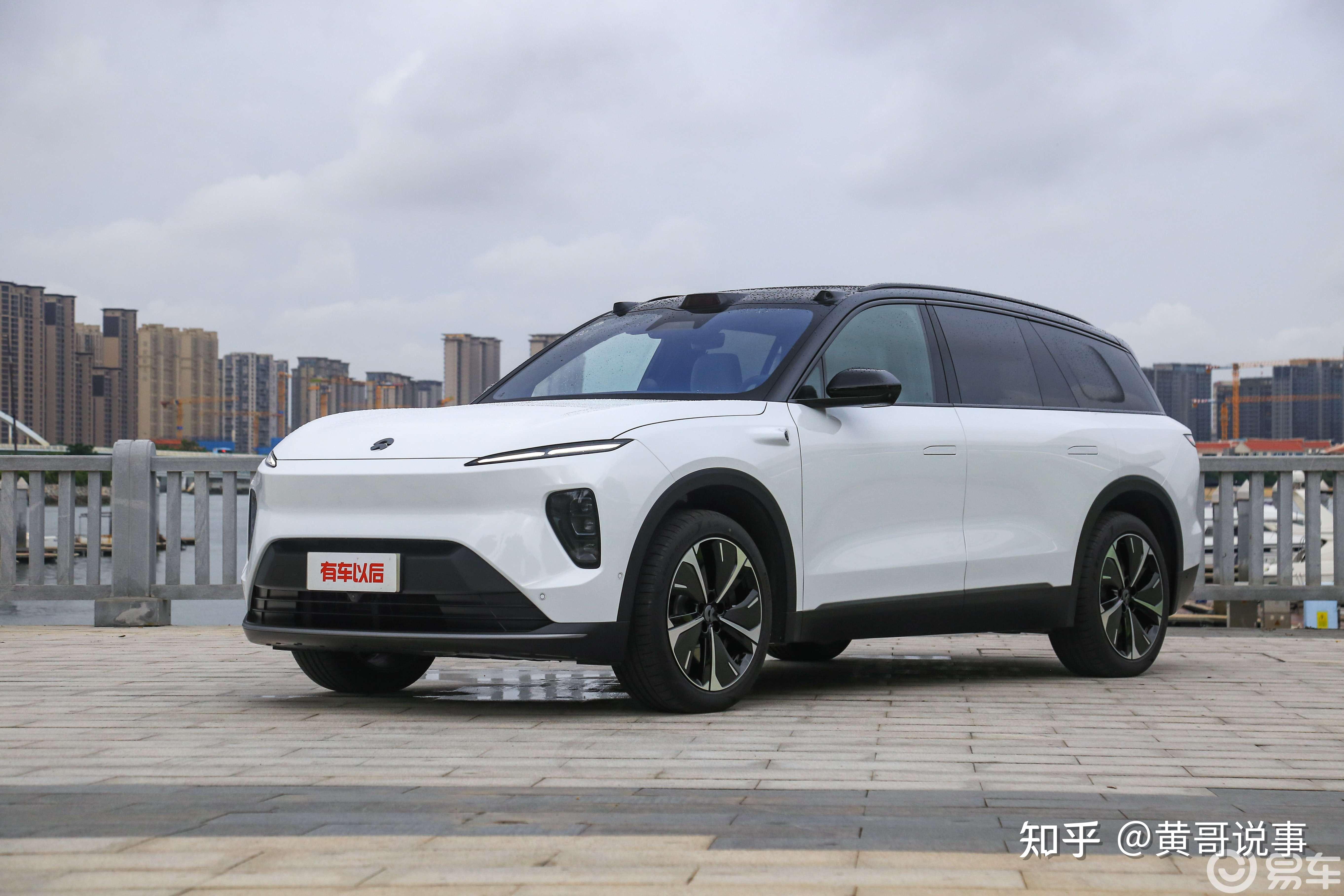 李斌回应全新ES8定价：仍有可观毛利，蔚来活下去最重要