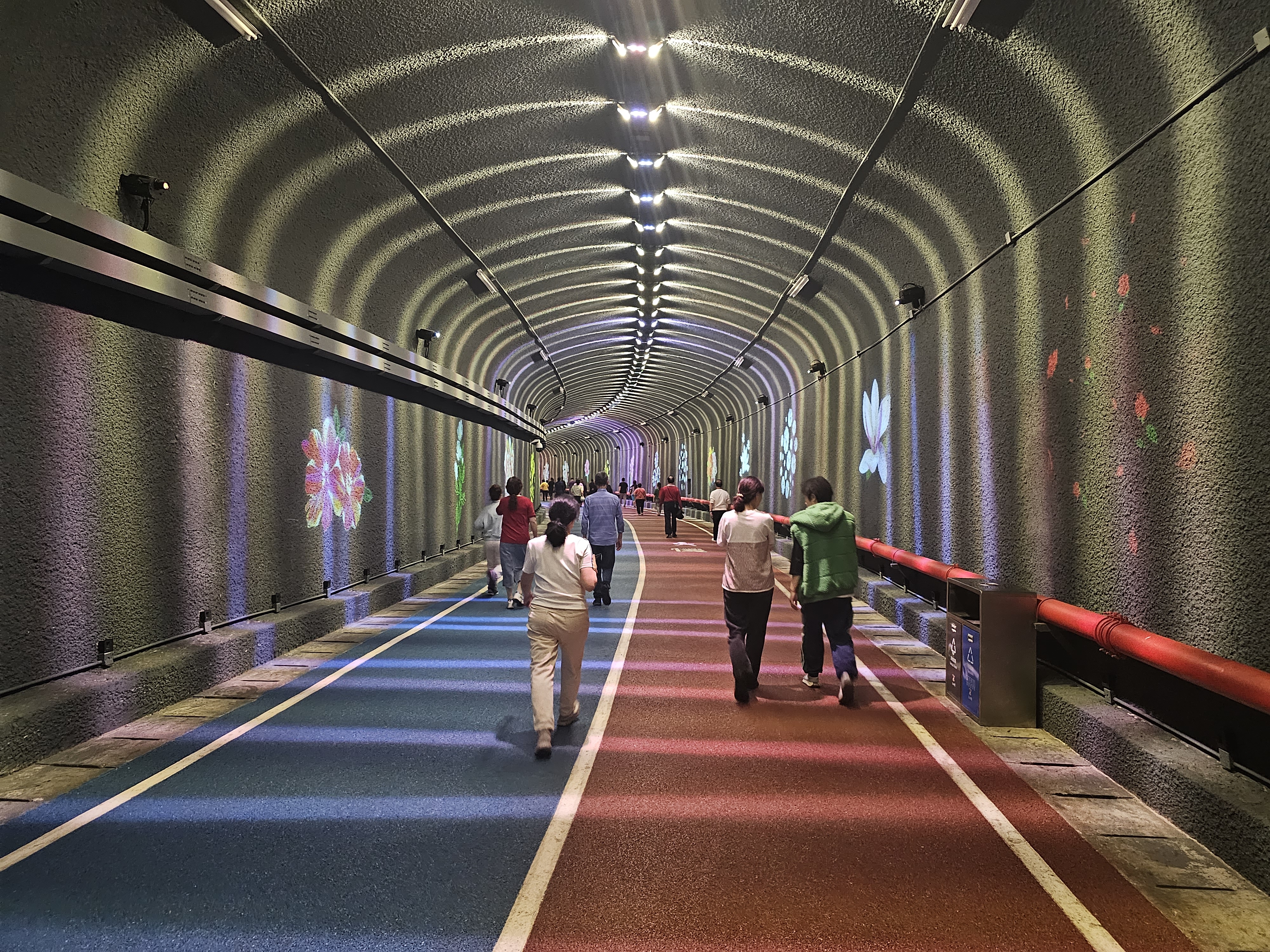 迪拜土地局上半年登记逾4000项房地产新业务