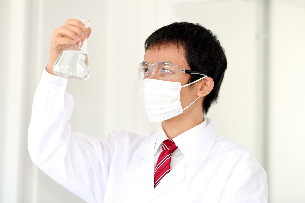 薛园：创新药领域科学家和创业者背后的“铸剑人”