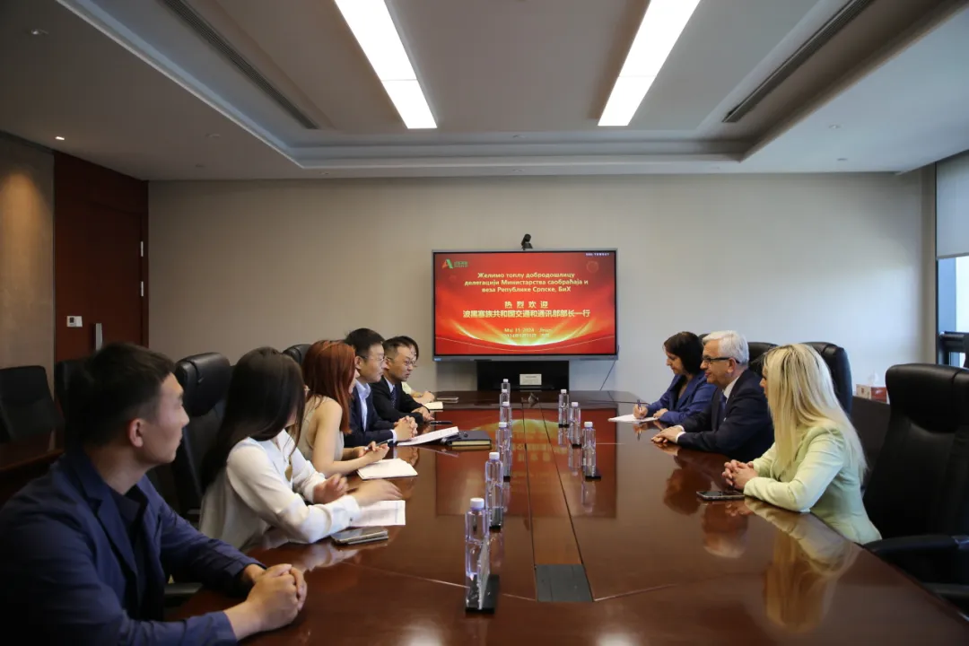 波黑塞族共和国工会联合会呼吁雇主单独支付雇员周日工作的工资