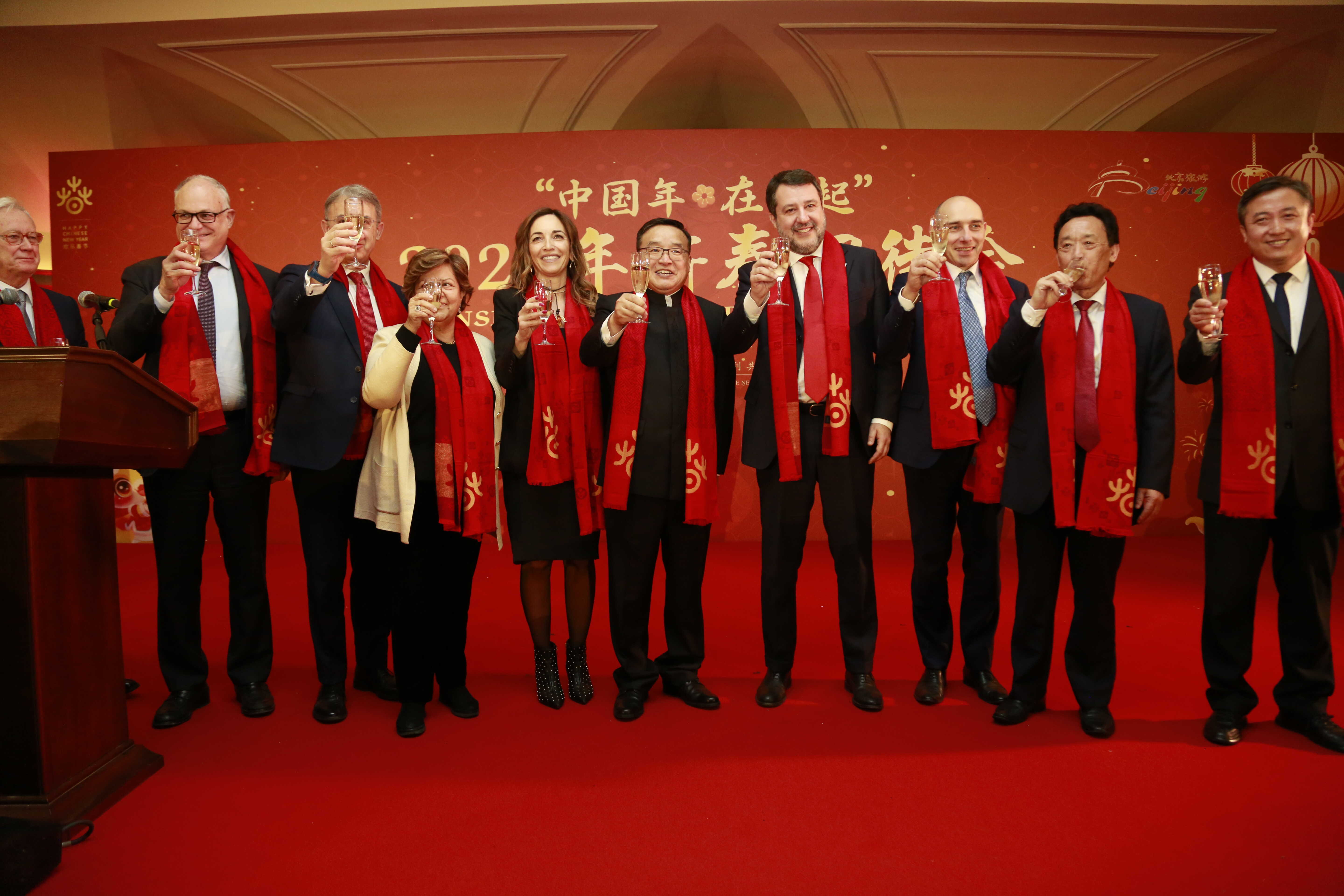 驻玻利维亚使馆召开四方联席工作会议