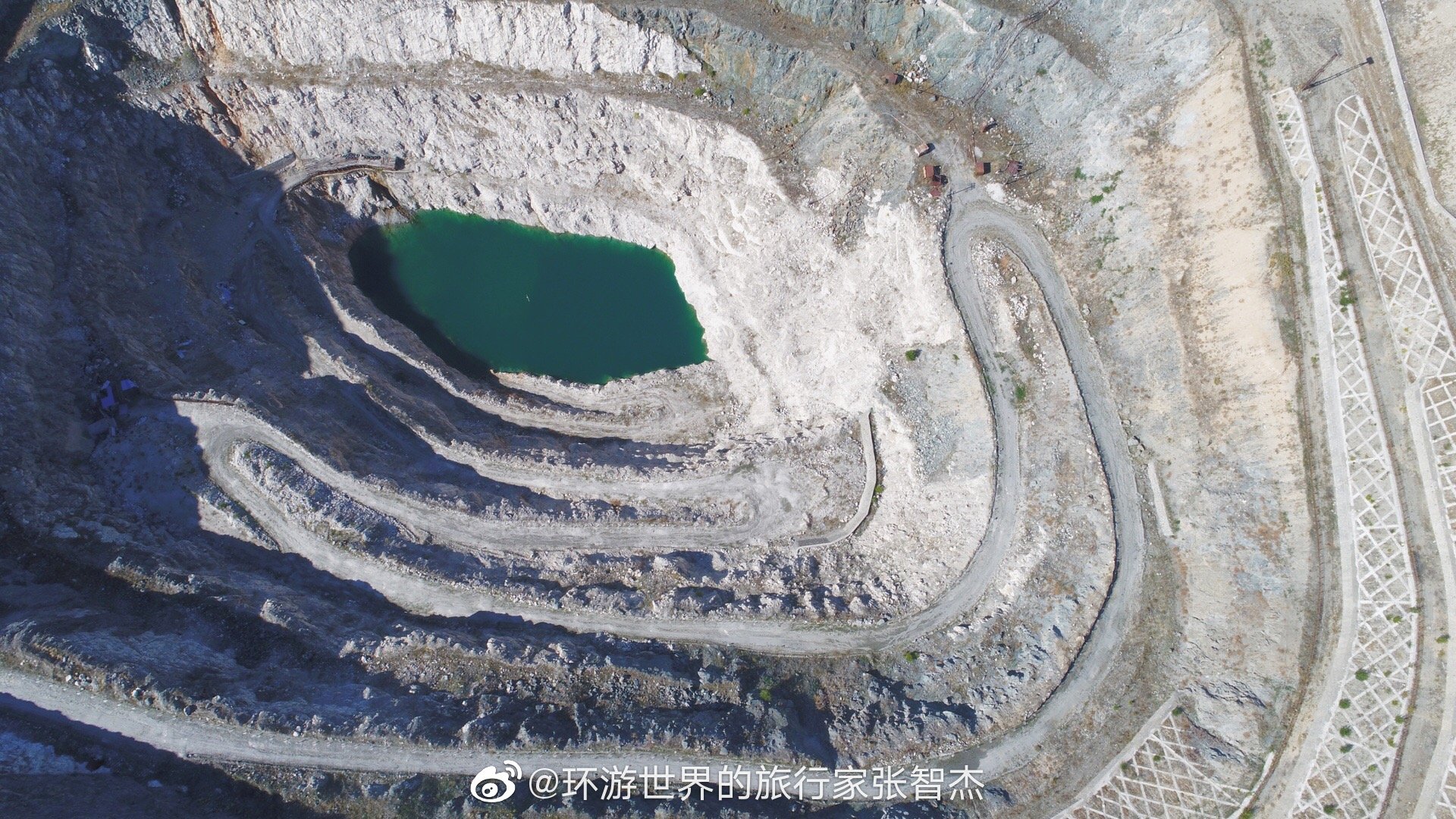 世界银行警告称加纳可可局债务严重威胁加可可产业发展