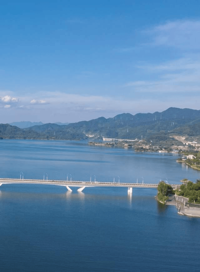 范乐宇：三方面引领广东银行业、保险业为大湾区新质生产力发展赋能