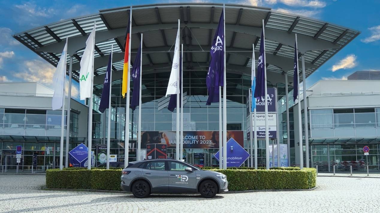 元戎启行CEO周光：幼年期的VLA智驾，强于巅峰期的端到端