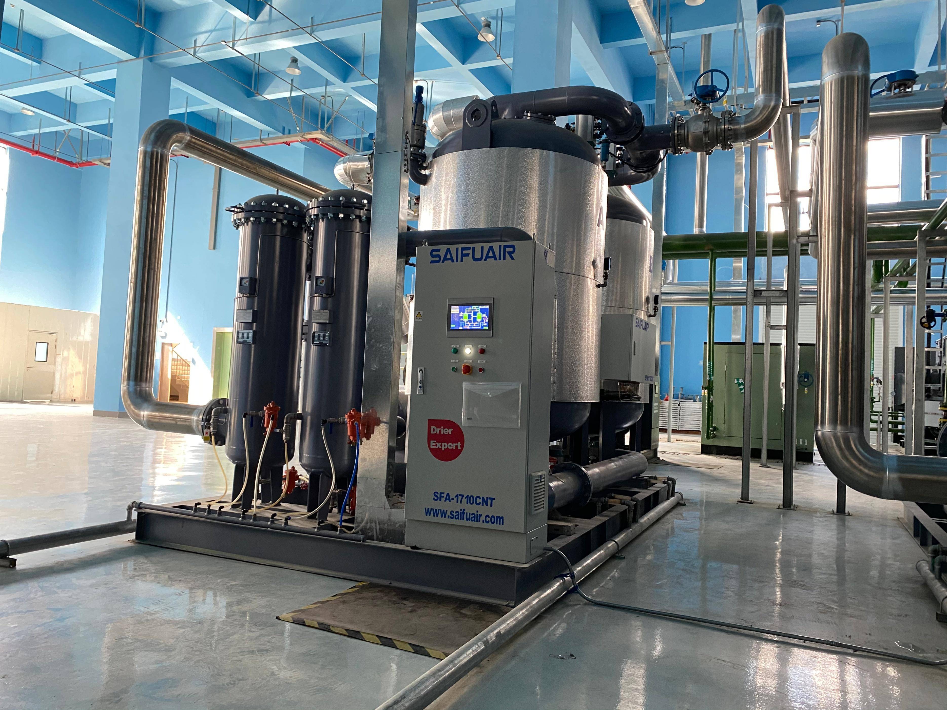 舜宇光学转型“汽车+AI”：高增长背后的机会与隐忧