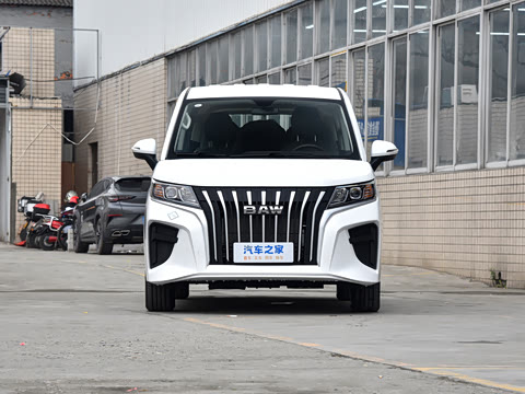 北京汽车制造厂推出锐胜品牌：只做12万至25万的MPV