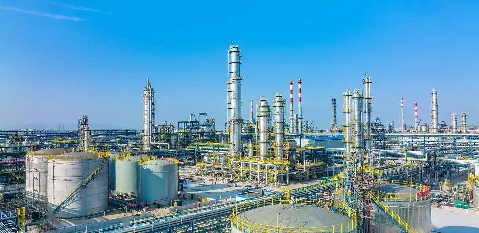 盛虹石化POE项目投产 光伏产业迎来中国膜