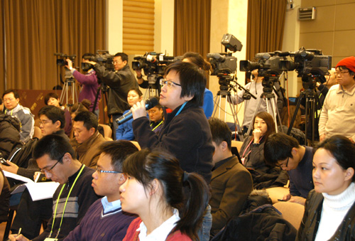 《联合早报》：新加坡工资会拟制定年度工资与就业指导原则