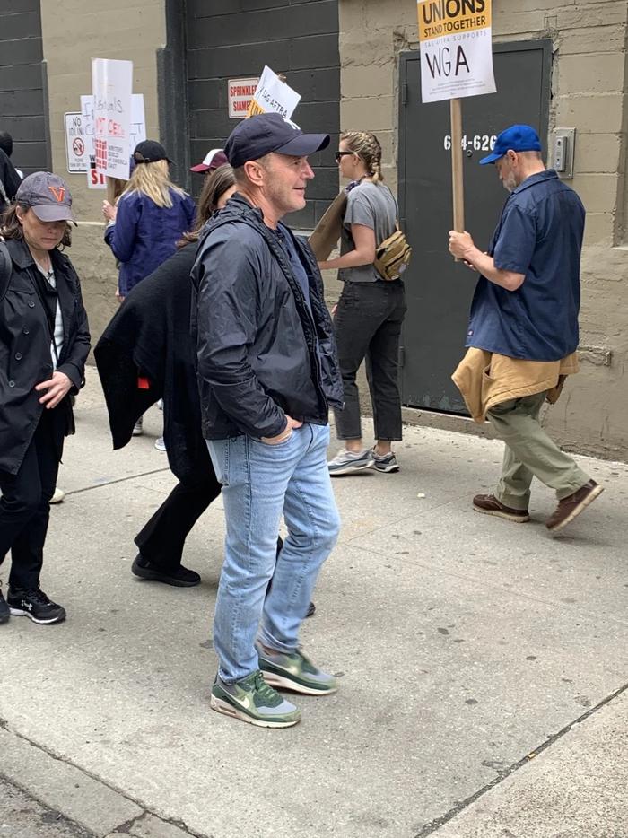 圣普记者和技术人员工会宣布新闻行业将无限期罢工